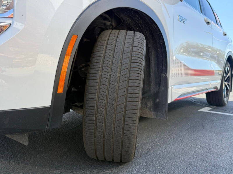 2024 Mitsubishi Outlander PHEV