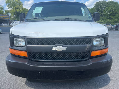 2004 Chevrolet Express 3500 LS