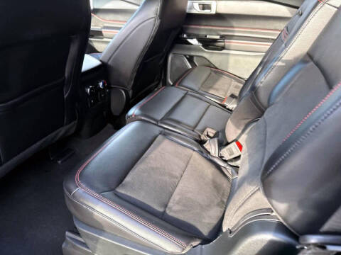 2024 Ford Explorer ST-Line