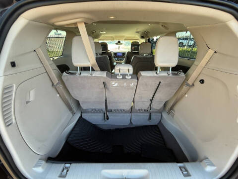 2017 Chrysler Pacifica Touring-L Plus