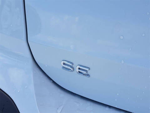 2025 Volkswagen Taos SE Black