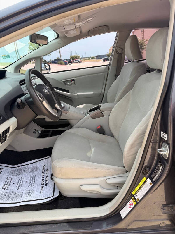 2015 Toyota Prius Two