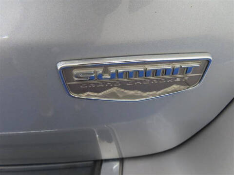 2018 Jeep Grand Cherokee Summit