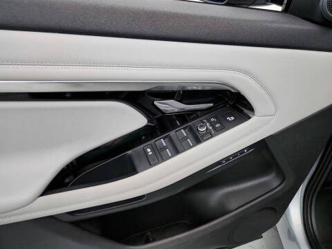 2020 Land Rover Range Rover Evoque SE