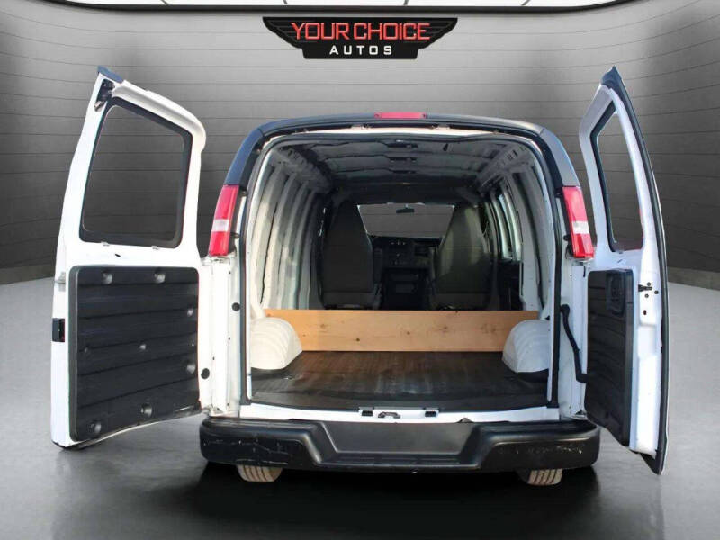 2021 GMC Savana 2500