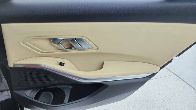 2022 BMW 3 Series 330i