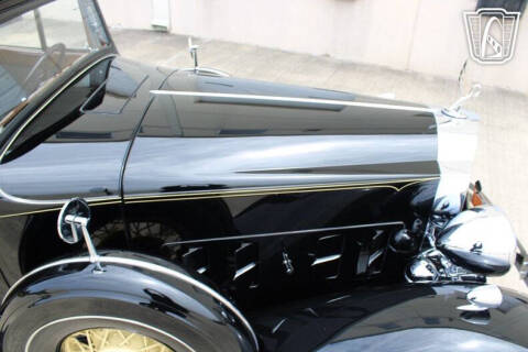 1934 Packard 1100