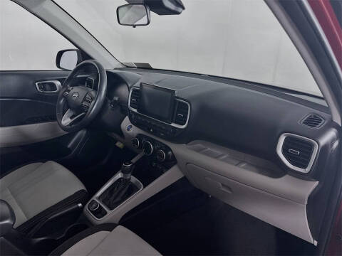 2024 Hyundai Venue SEL