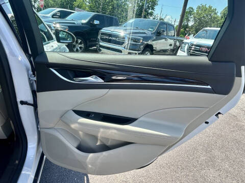 2017 Buick LaCrosse Essence
