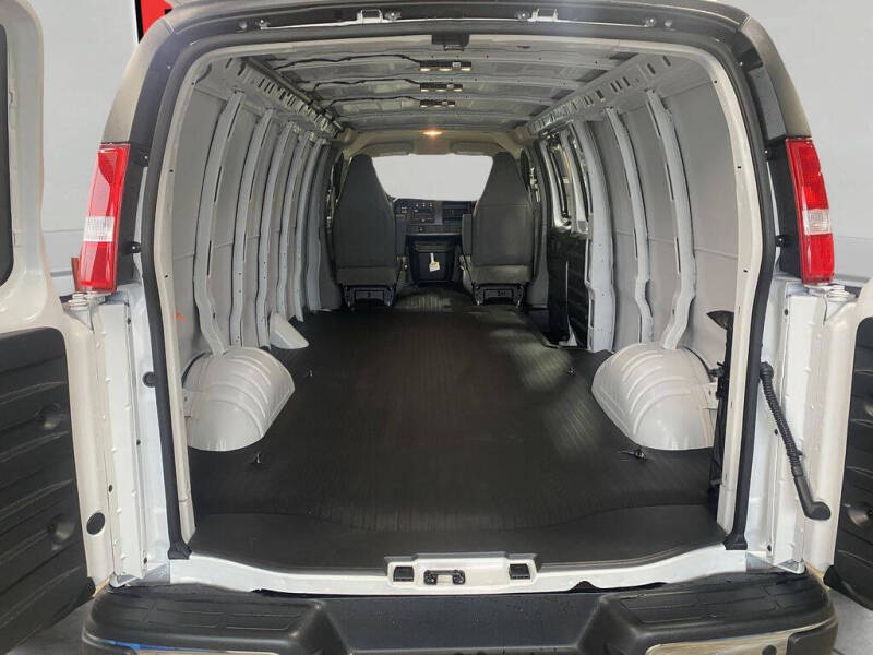2026 Chevrolet Express 3500
