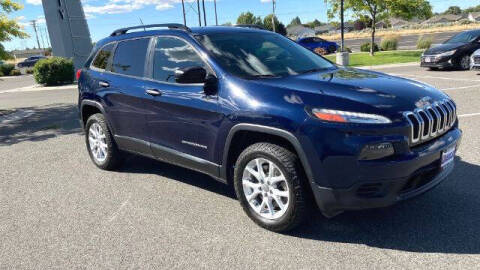 2016 Jeep Cherokee Sport