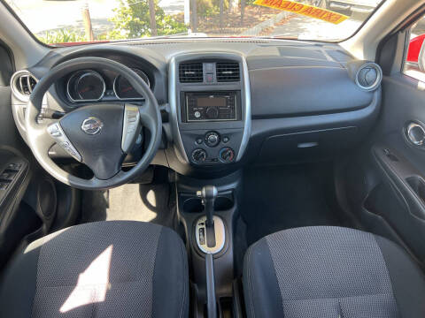 2015 Nissan Versa 1.6 S
