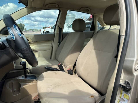 2007 Ford Focus ZX4 SE