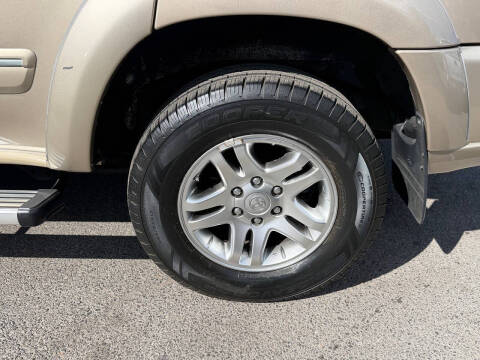 2005 Toyota Sequoia SR5