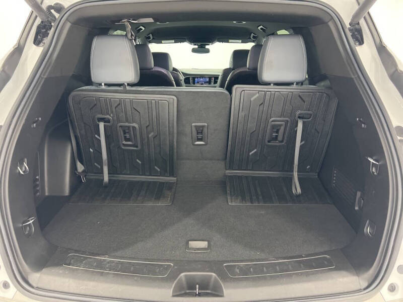 2022 Buick Enclave Essence