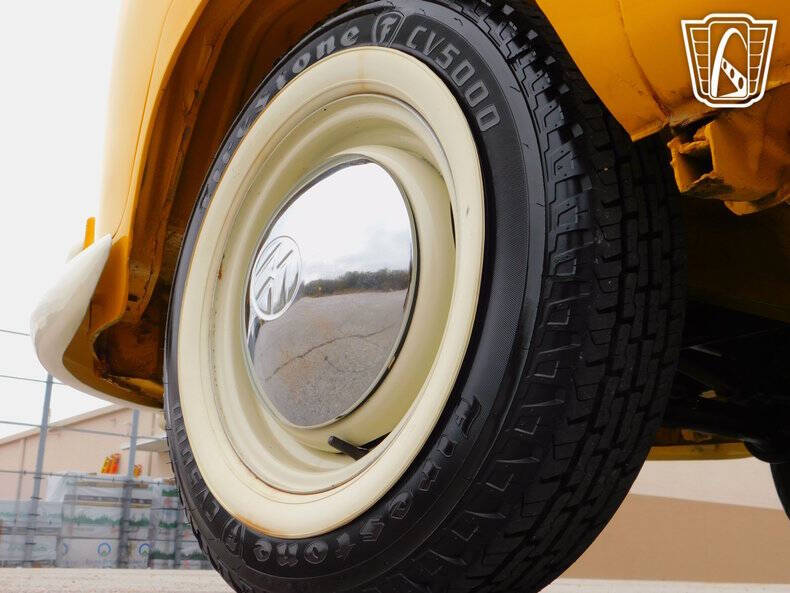 1975 Volkswagen Type 2