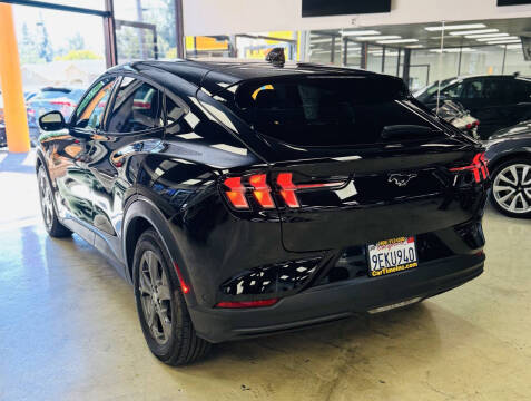 2023 Ford Mustang Mach-E Select
