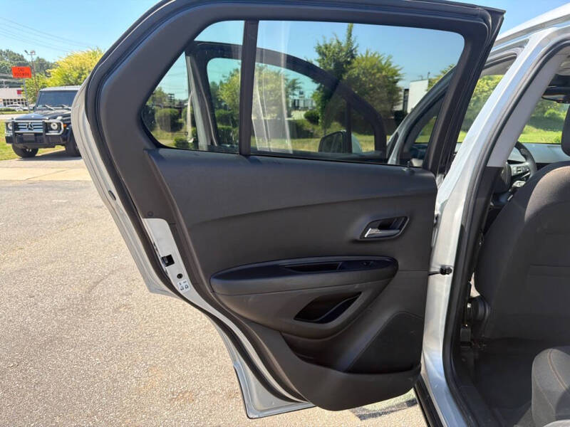 2021 Chevrolet Trax LS