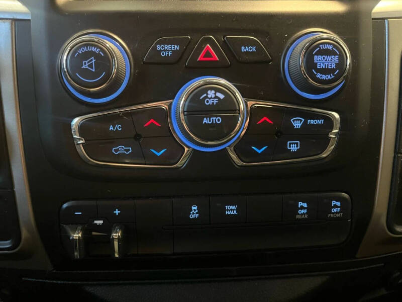 2017 RAM 1500 Big Horn