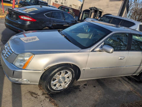 2007 Cadillac DTS for sale at Iconic Motors in Clinton Township MI