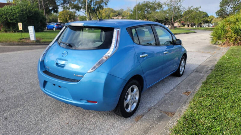 2013 Nissan LEAF SV
