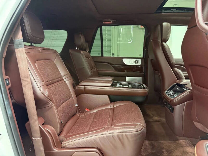2020 Lincoln Navigator L Black Label
