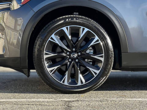 2024 Mazda CX-90 Plug-in Hybrid Premium