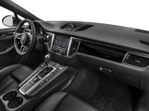 2017 Porsche Macan S