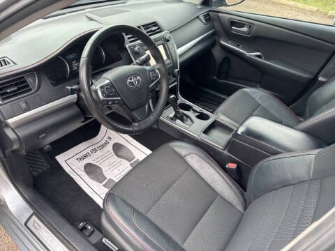 2016 Toyota Camry LE