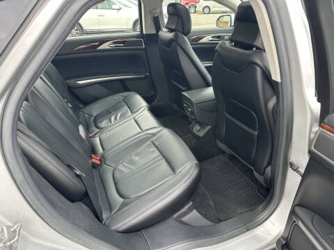 2016 Lincoln MKZ