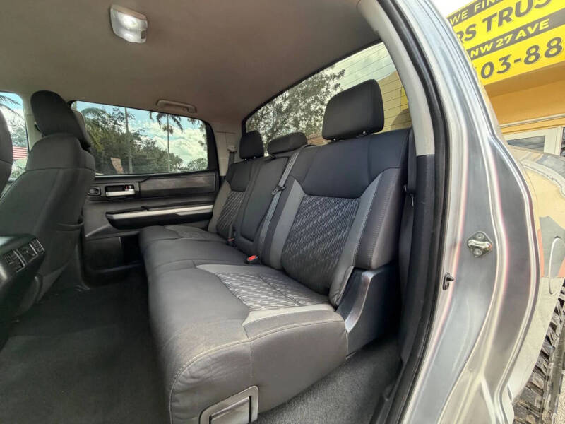 2018 Toyota Tundra SR5