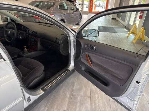 2003 Volkswagen Passat GLS V6