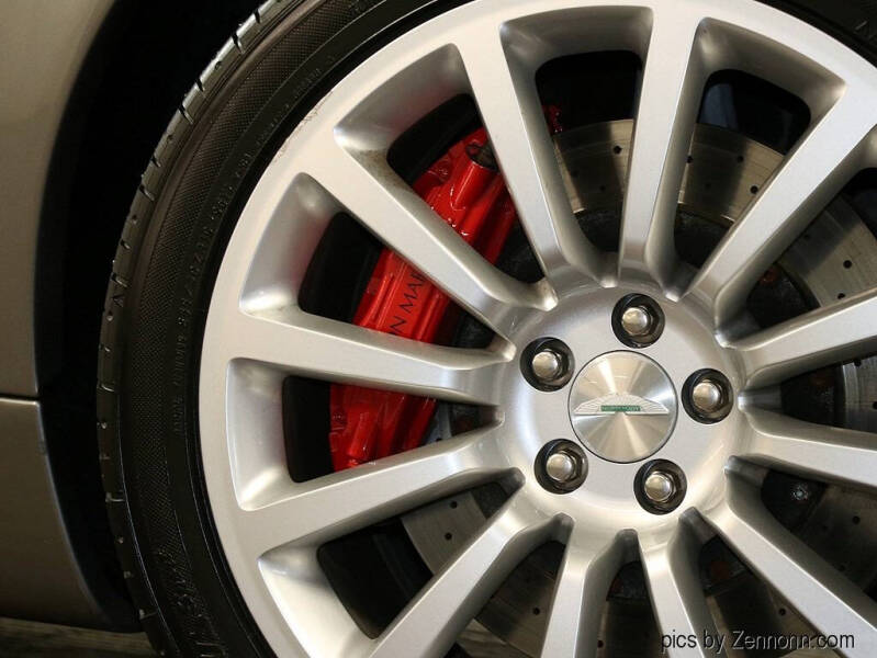 2003 Aston Martin V12 Vanquish
