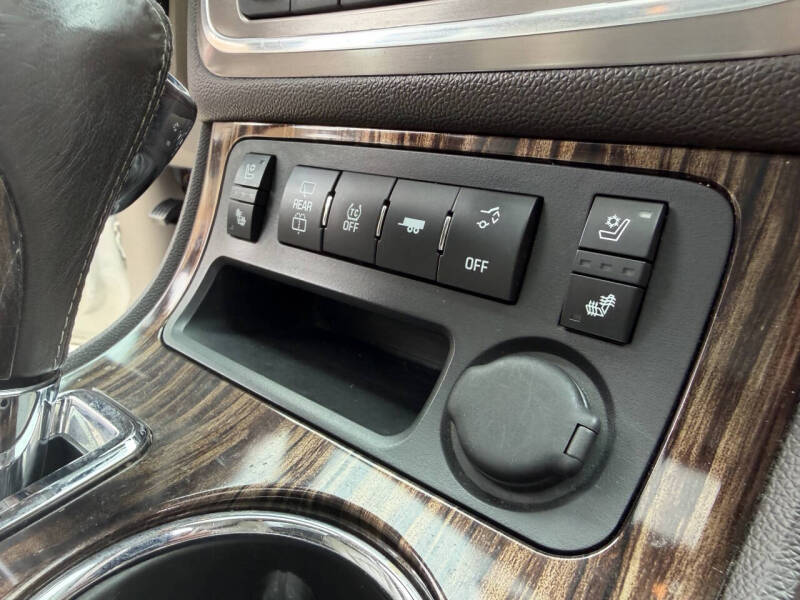 2013 GMC Acadia Denali
