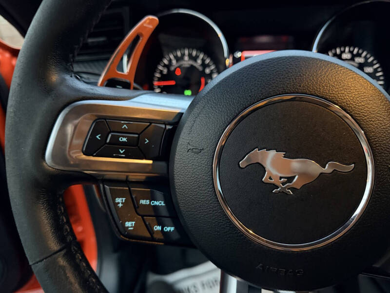 2016 Ford Mustang V6