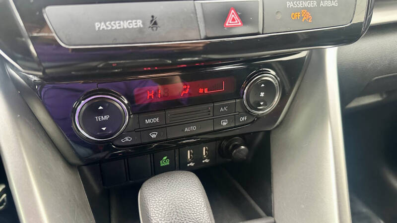 2022 Mitsubishi Eclipse Cross LE