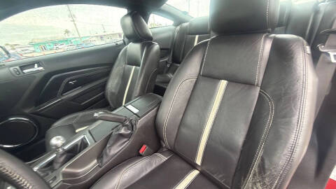 2010 Ford Mustang