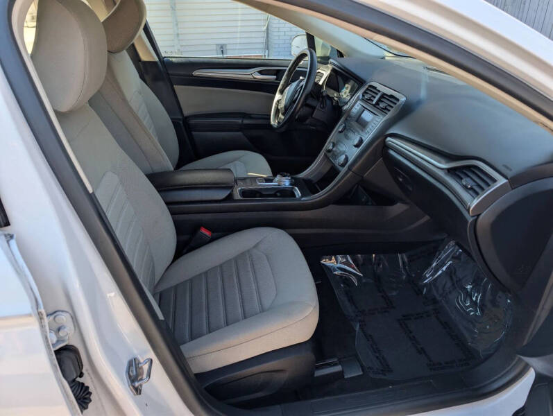 2020 Ford Fusion S