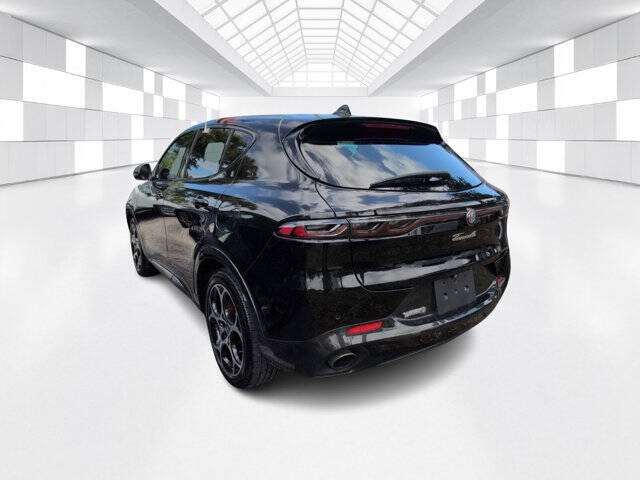 2024 Alfa Romeo Tonale Hybrid Veloce