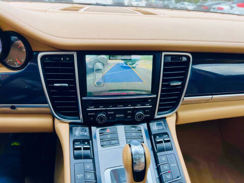 2011 Porsche Panamera