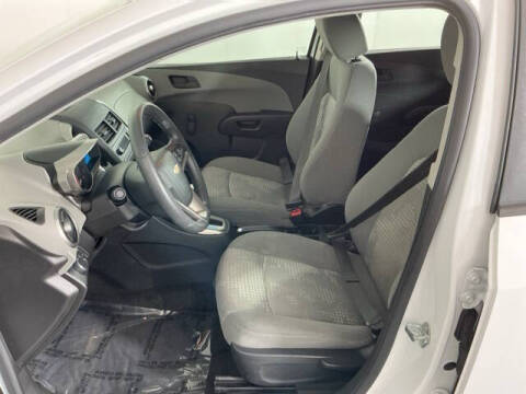 2015 Chevrolet Sonic LS Auto