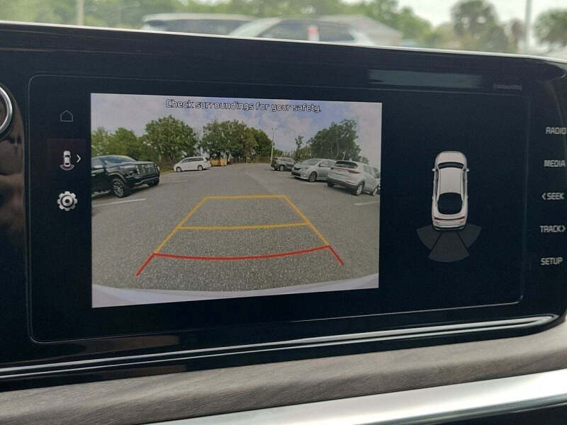 2023 Kia K5 EX