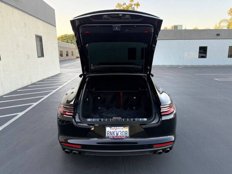 2020 Porsche Panamera 4S