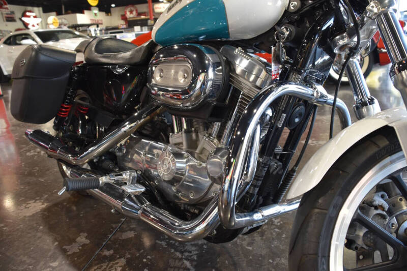 2017 Harley-Davidson XL883L Sportster SuperLow