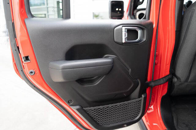 2024 Jeep Wrangler 35