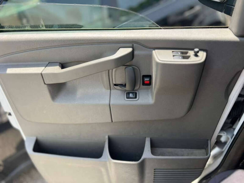 2019 Chevrolet Express 2500