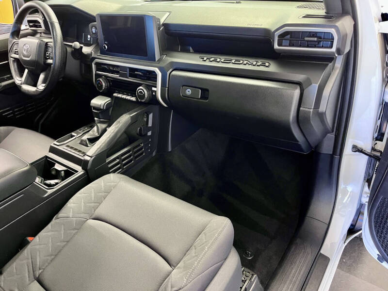 2024 Toyota Tacoma SR