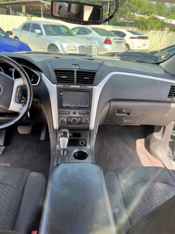 2011 Chevrolet Traverse LT