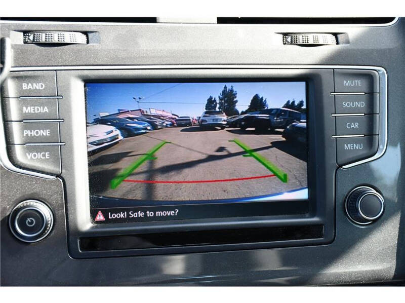 2016 Volkswagen e-Golf SE