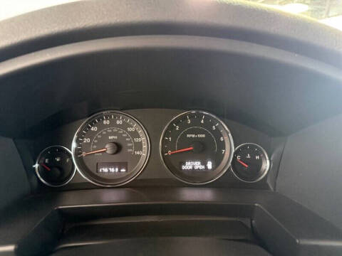 2008 Jeep Commander Sport